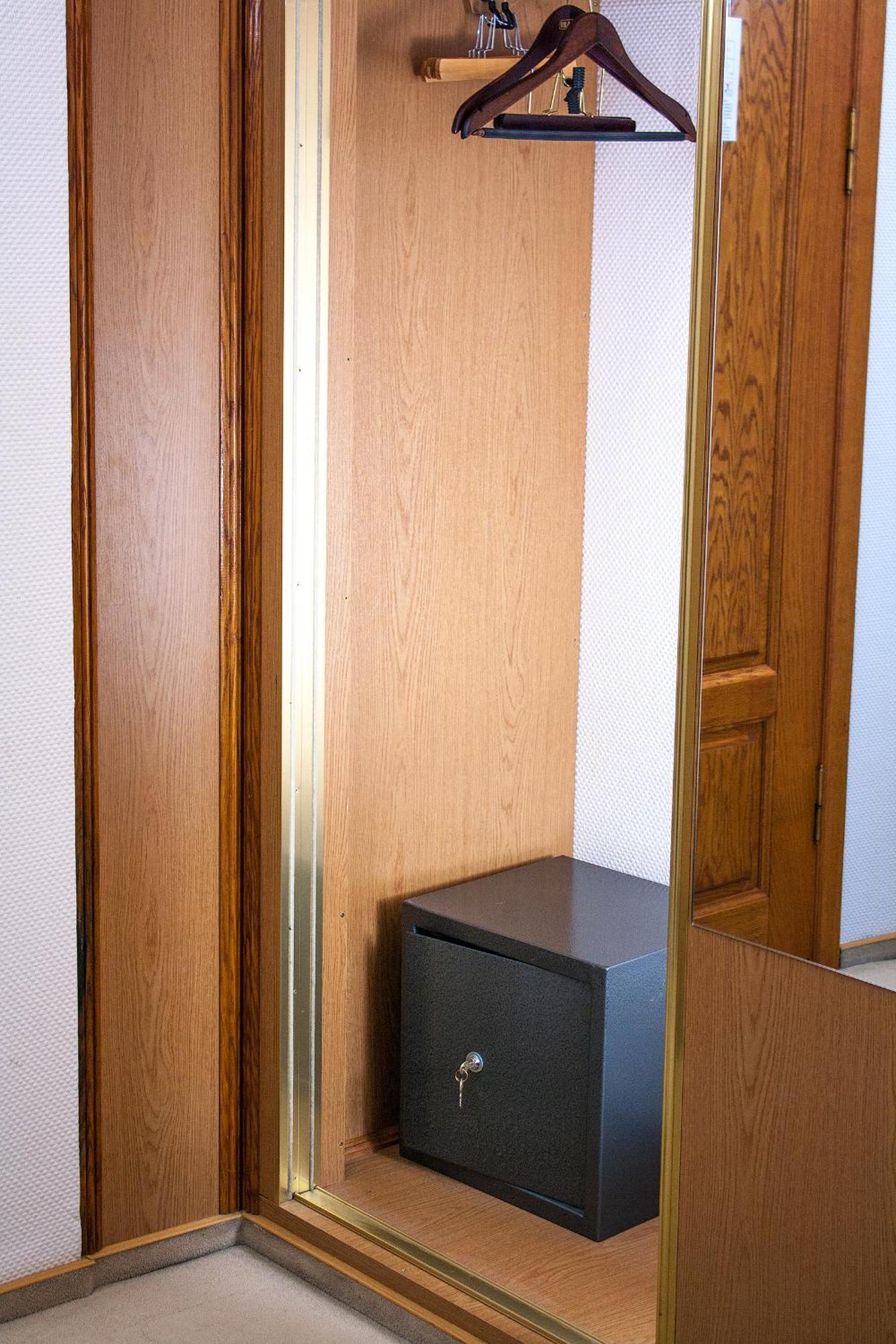 Astoria Hotel Dnyipropetrovszk Szoba fotó